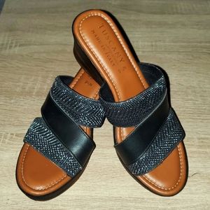 NWOT Tuscany by Easy Street platform sandal.